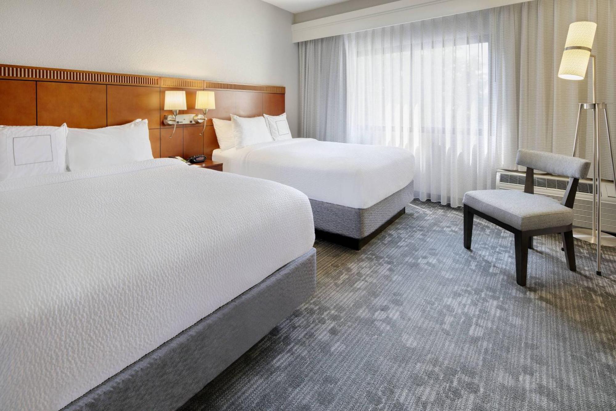 Courtyard Atlanta Marietta/i-75 North Hotel 3*